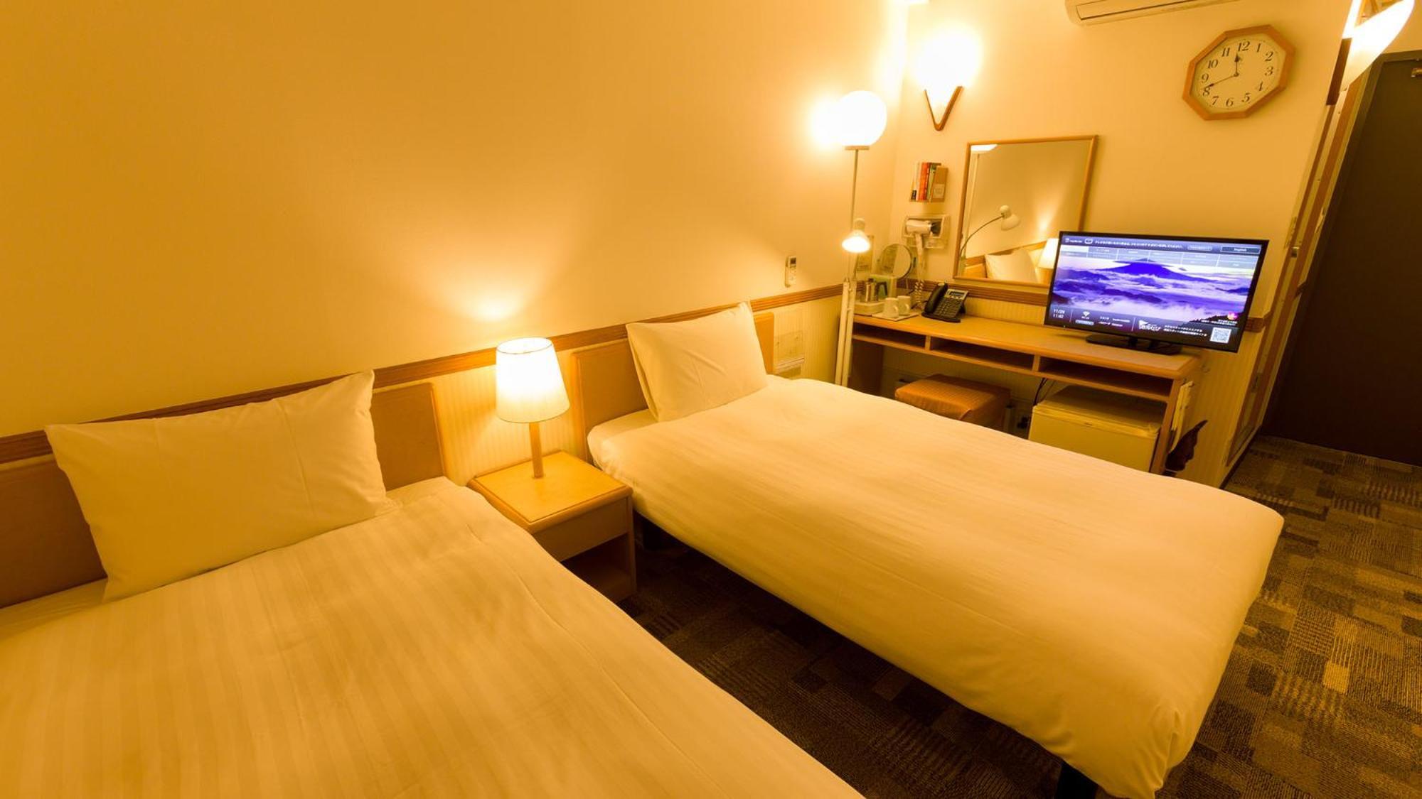 Toyoko Inn Hakata Nishi-Nakasu Fukuoka  Szoba fotó